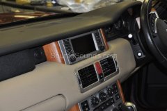 range-rover-vogue-2003-navigation-upgrade-003