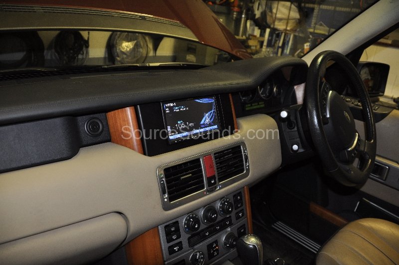 range-rover-vogue-2003-navigation-upgrade-004 range-rover-vogue-2003-navigation-upgrade-004