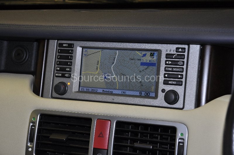 range-rover-vogue-2004-navigation-upgrade-003 range-rover-vogue-2004-navigation-upgrade-003