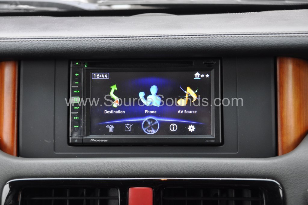 Range Rover Vogue 2005 navigation upgrade 005.JPG