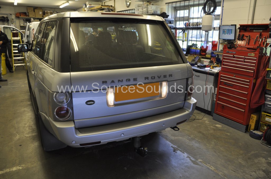 Range Rover Vogue 2007 bluetooth upgrade fibre optic 002.JPG