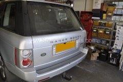 Range Rover Vogue 2007 reverse camera upgrade 004.JPG