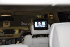 range-rover-autobiography-2009-rosen-headrest-screens-011