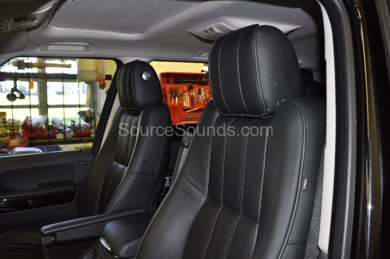 range-rover-vogue-rosen-headrest-upgrade-004 range-rover-vogue-rosen-headrest-upgrade-004