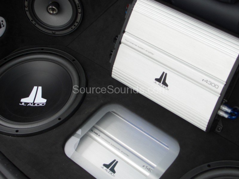 Renault_Clio_Jody_Source_Sounds_Sheffield_Car_Audio11