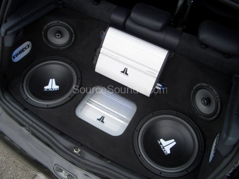 Renault_Clio_Jody_Source_Sounds_Sheffield_Car_Audio4
