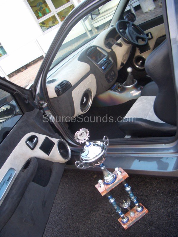 Renault_Clio_Source0_Source_Sounds_Sheffield_Car_Audio54