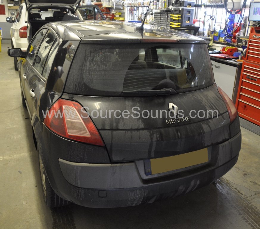 Renault Megane 2005 bluetooth upgrade 002