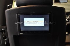 Rolls Royce Ghost 2010 rear screens 005.JPG