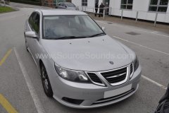 Saab 93 2008 radio upgrade 001