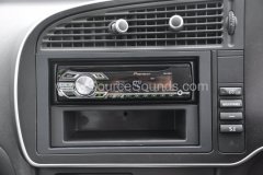 Saab 93 2008 radio upgrade 003
