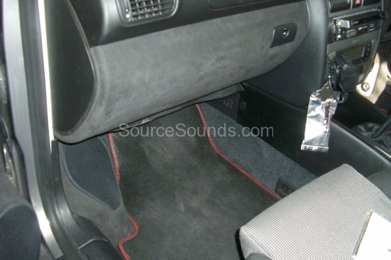 Seat_Leon_BBG_Demo_Car_Sounds_Sheffield_Car_Audio57