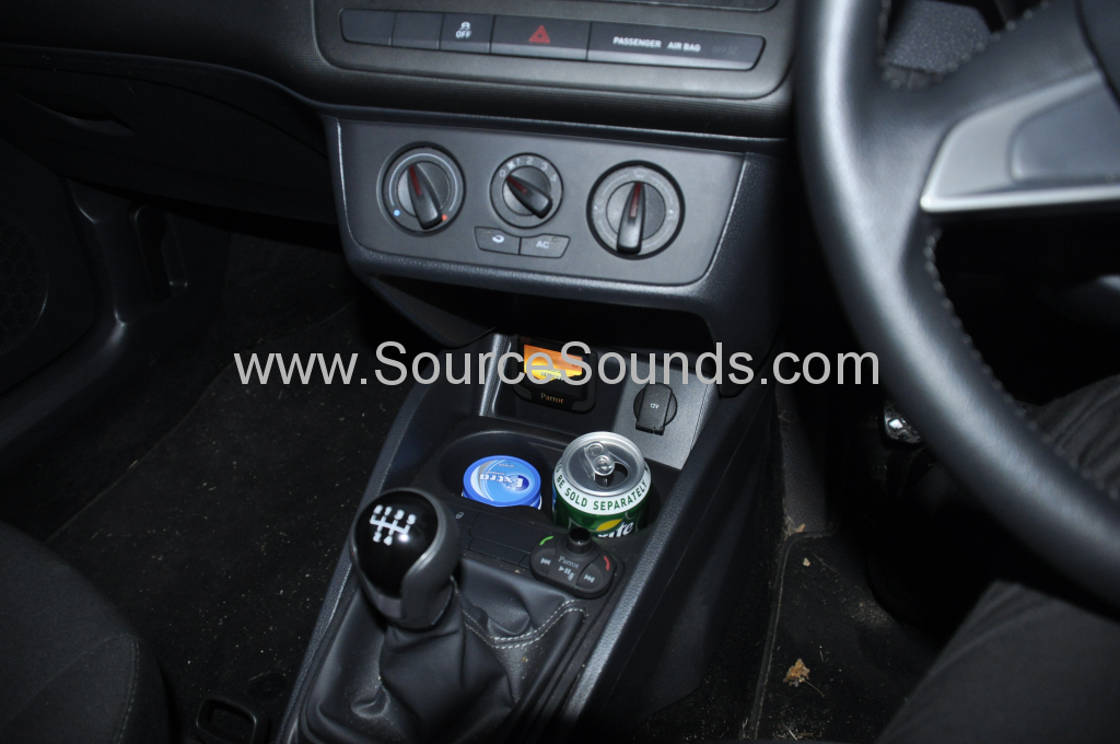 Seat ibiza 2013 bluetooth upgrade 002
