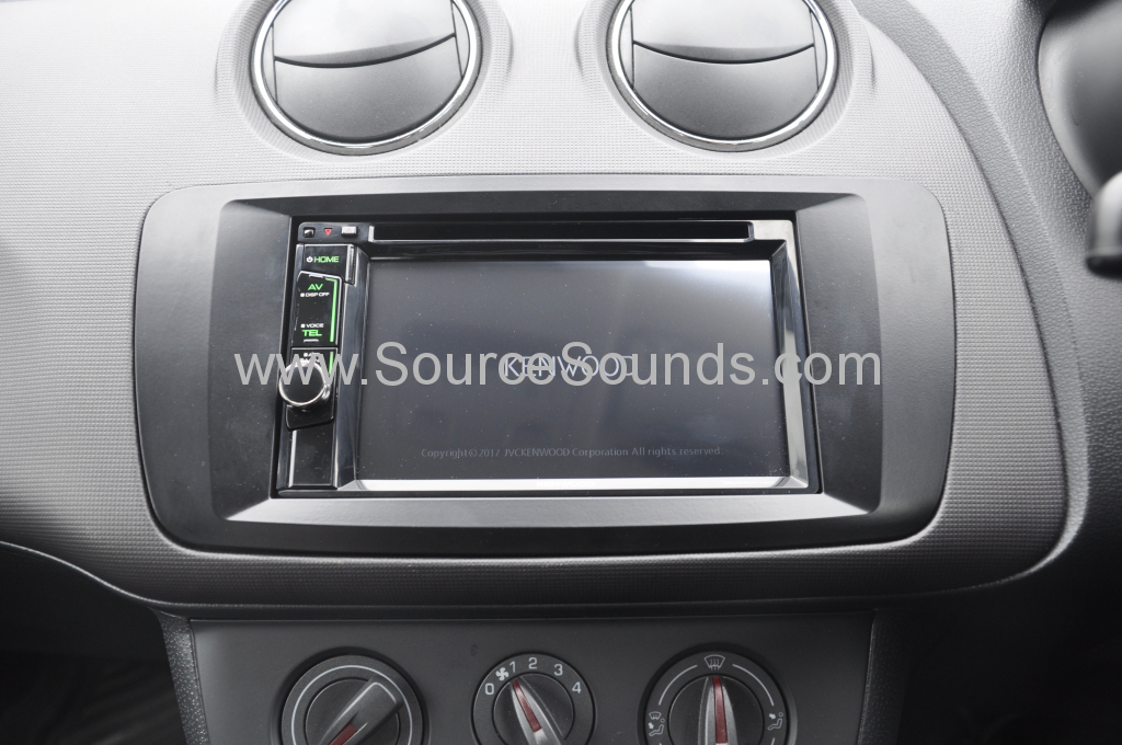 Seat Ibiza DDX screen upgrade 004