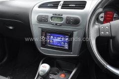 Seat Leon 2007 DAB screen upgrade 004