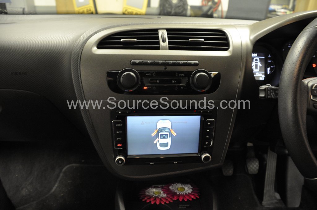 Seat Leon 2007 screen upgrade 006
