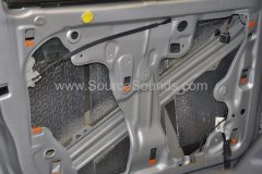 Seat Leon 2010 audio upgrade 005.JPG