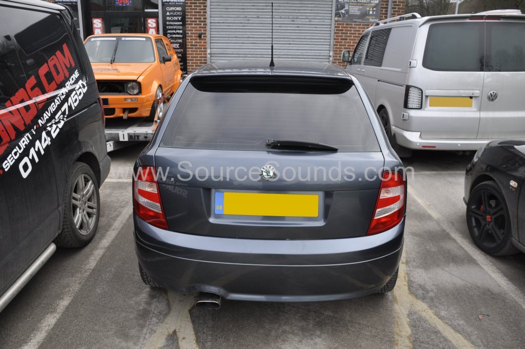 Skoda Fabia 2005 DAB upgrade 002