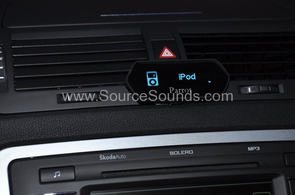 Skoda VRS 2010 bluetooth upgrade 007