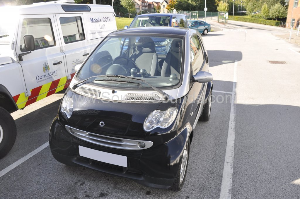 Smart ForTwo 2003 stereo upgrade 001