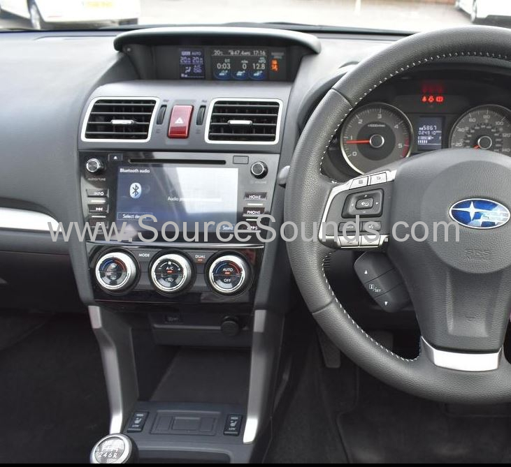 Subaru Forester 2016 navigation and oem camera 004