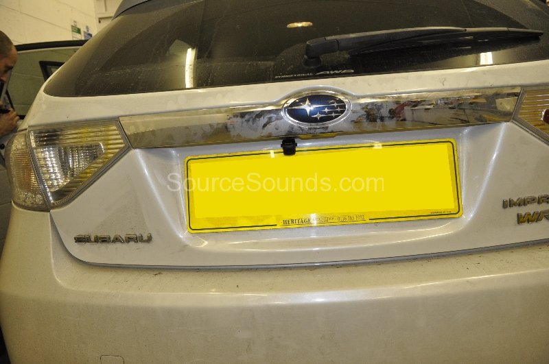 subaru-impreza-wrx-2007-reverse-camera-upgrade-006