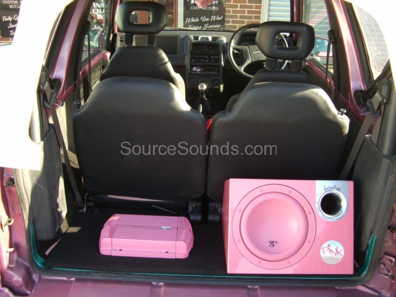 Suzuki_Vitara_Pink_Source_Sounds_Sheffield_Car_Audio7