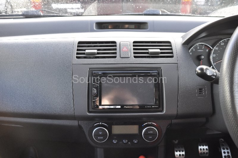 suzuki-swift-2010-dab-upgrade-004
