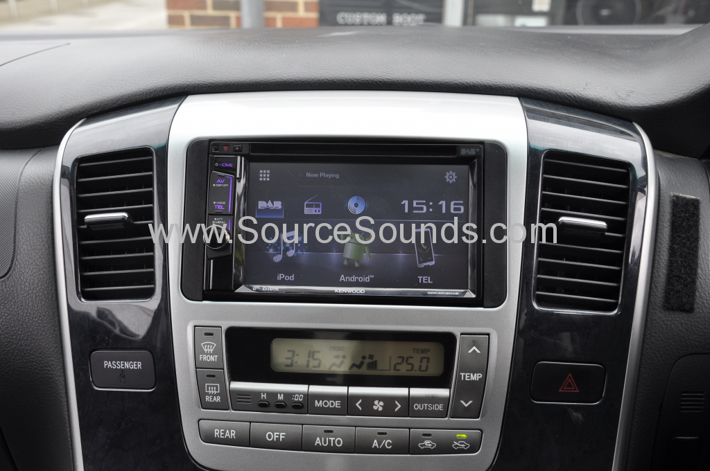 Toyota Alphard 2004 DAB screen upgrade 005