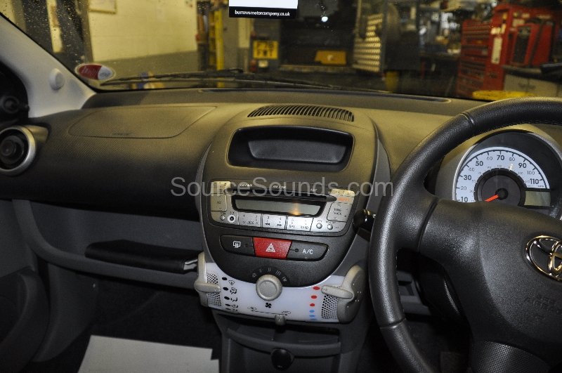 toyota-auris-2010-bluetooth-upgrade-002