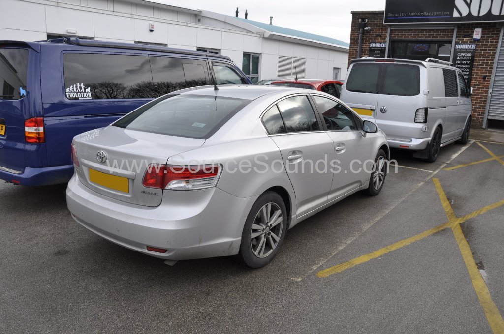 Toyota Avensis 2011 aerial upgrade 002