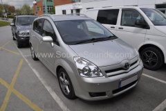 Toyota Corolla Verso 2005 Pioneer Carplay 001