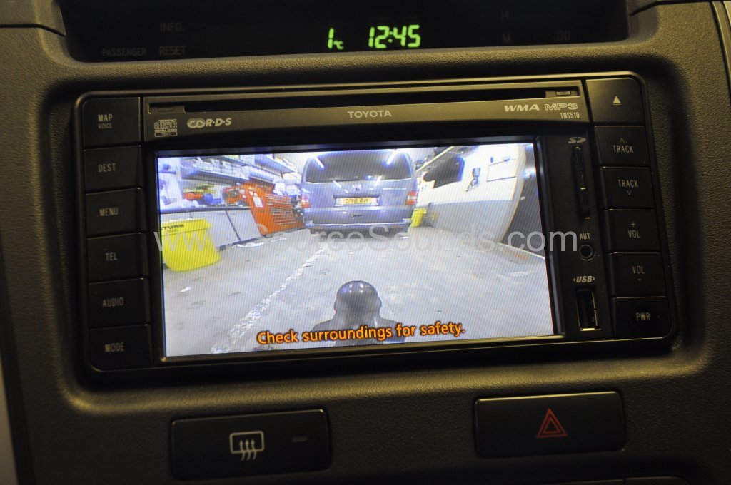 Toyota Hi Lux 2009 reverse camera upgrade 006