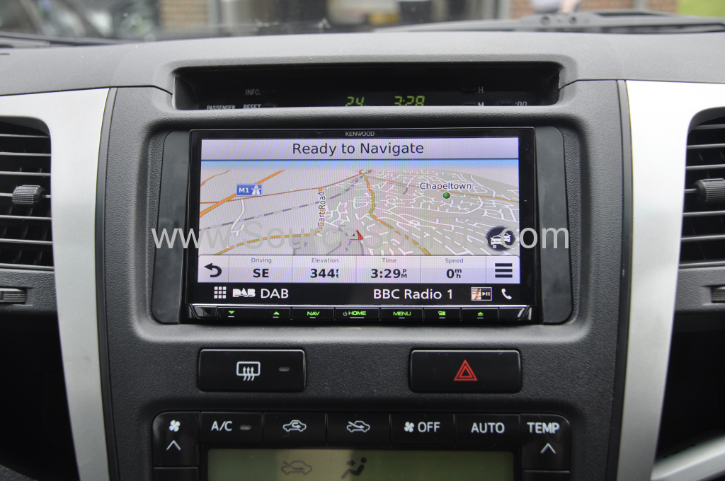 Toyota Hi lux 2009 navigation upgrade 005