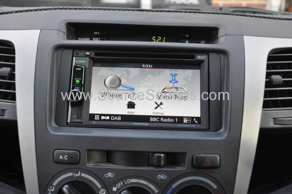 Toyota Hi lux 2008 navi upgrade 006