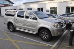 Toyota Hi lux 2008 navi upgrade 001