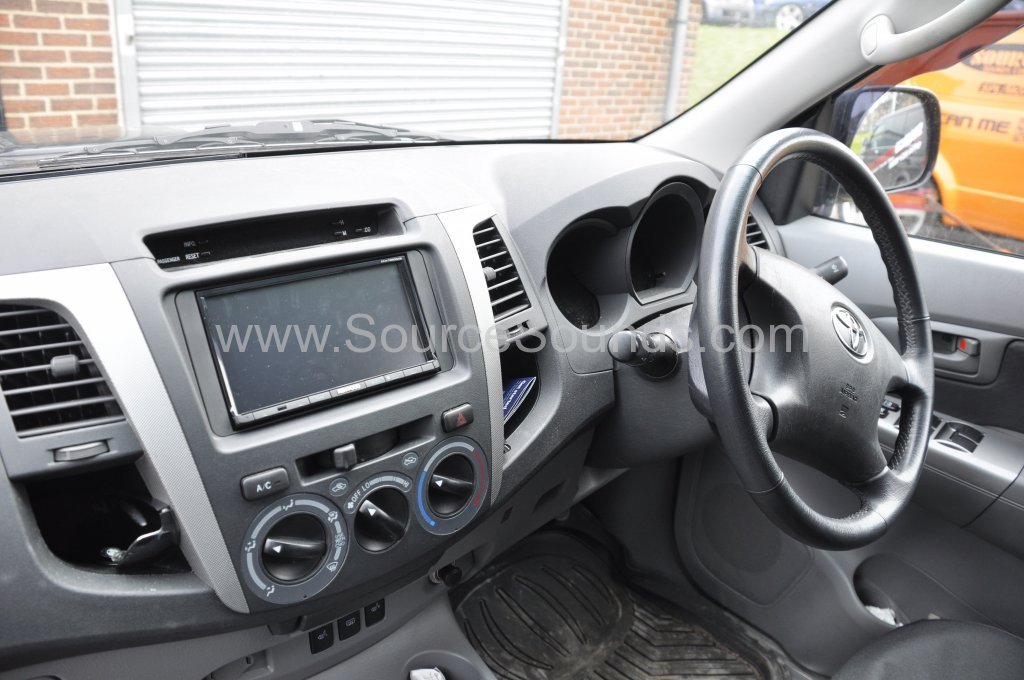 Toyota Invincible 2009 navigation upgrade 005