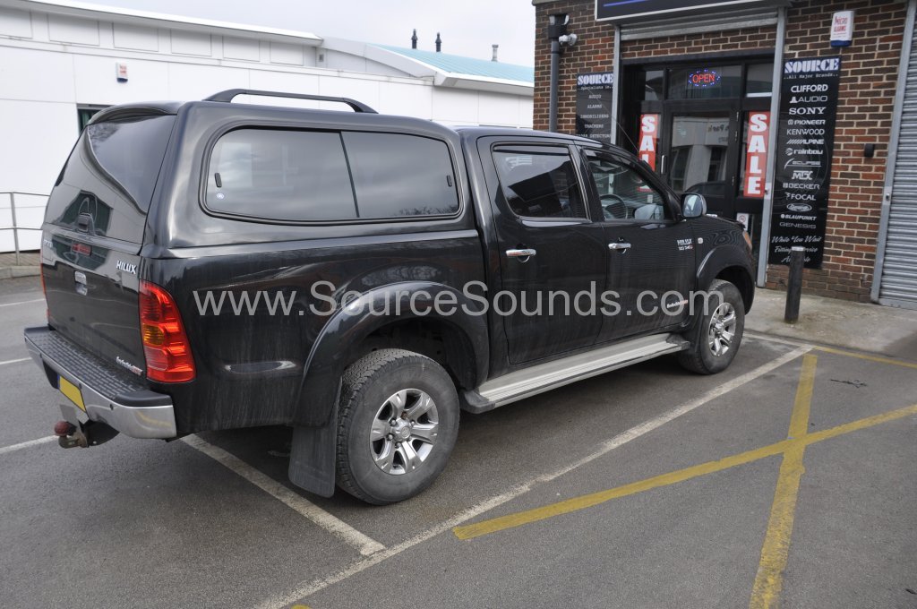 Toyota Invincible 2009 reverse camera upgrade 002