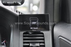 Toyota Landcruiser 2005 parrot asteroid mini upgrade 006