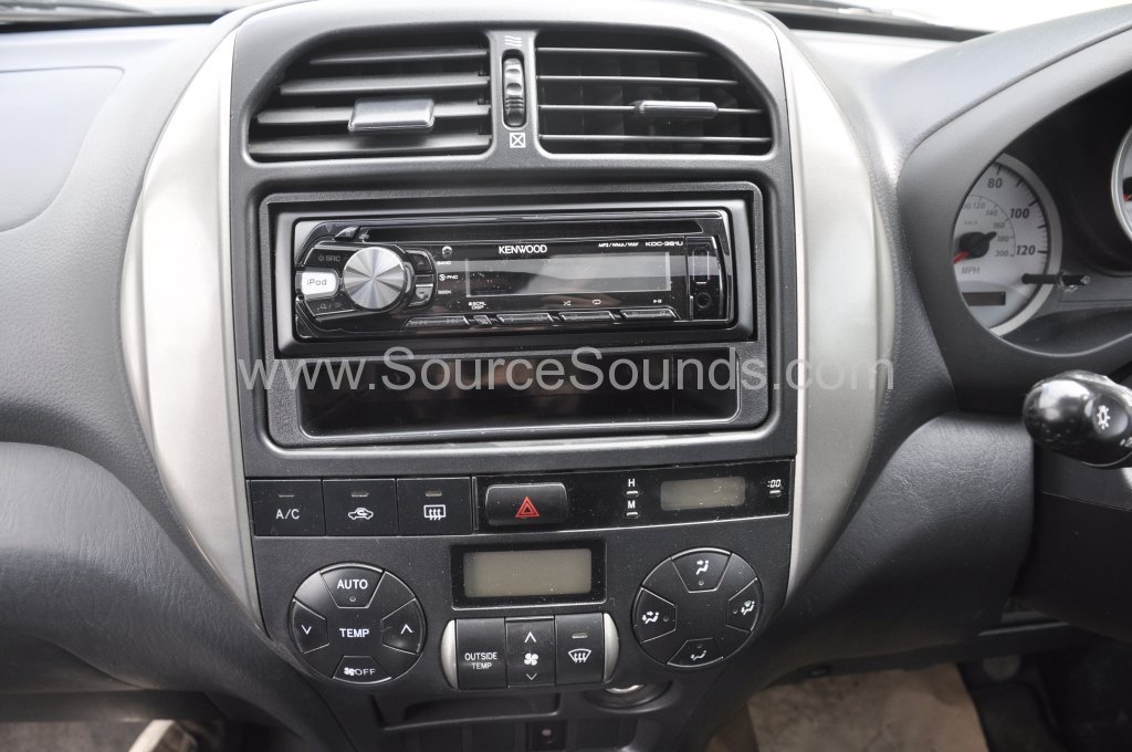 Toyota Rav4 2003 stereo upgrade 005