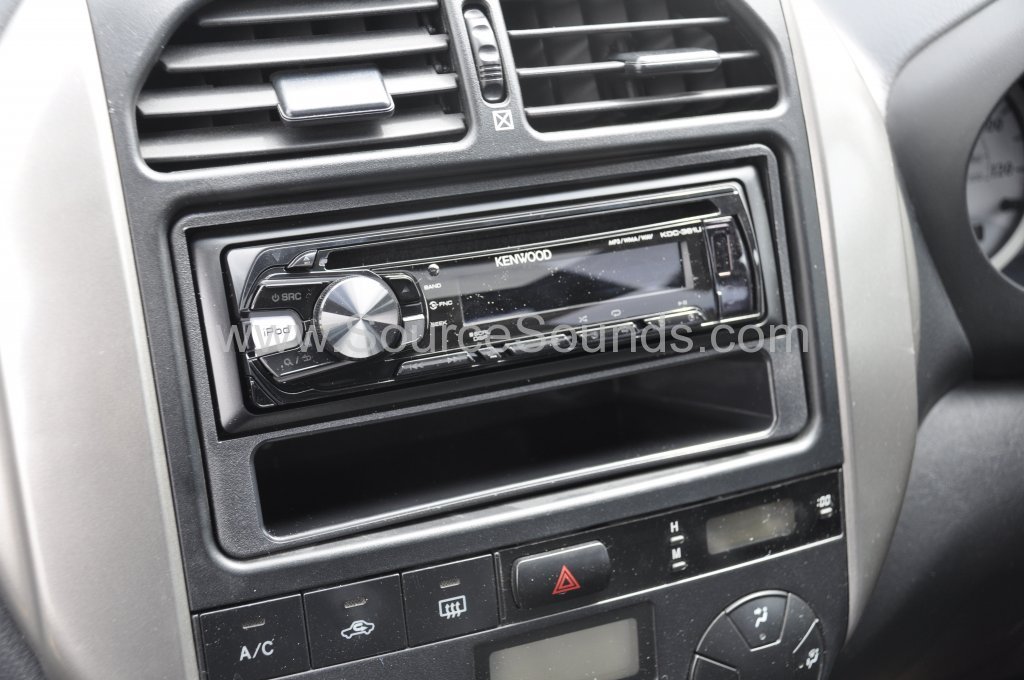 Toyota Rav4 2003 stereo upgrade 006