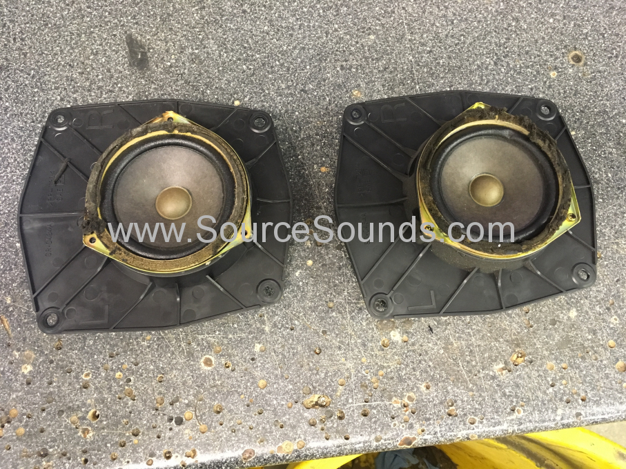 Toyota Rav4 1997 audio upgrade 008