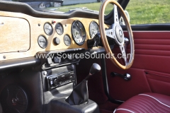 Triumph TR250 1968 audio upgrade 003