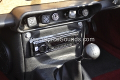 Triumph TR250 1968 audio upgrade 005
