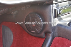 Triumph TR250 1968 audio upgrade 009