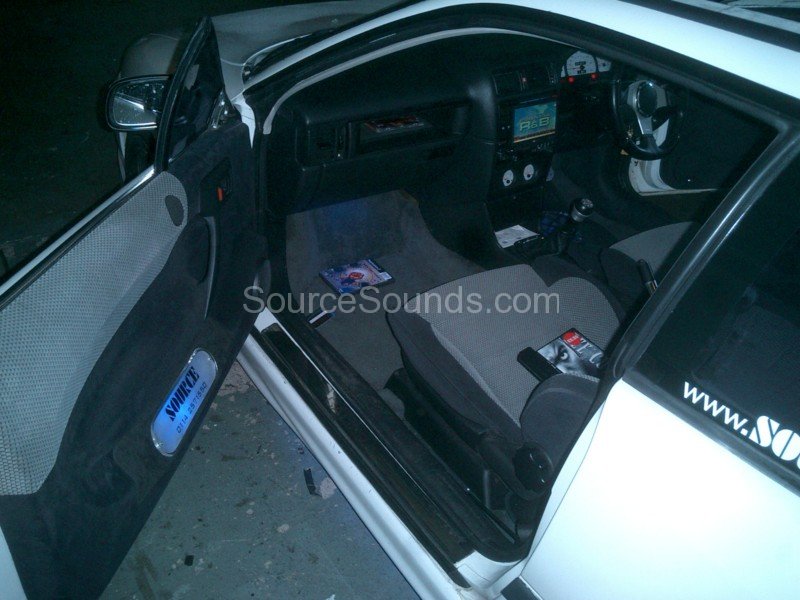 Source_Sounds_Sheffield_Car_Audio_Vauxhall_Calibra_Clint43