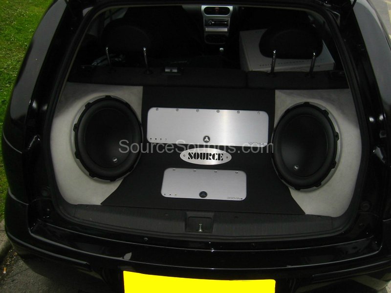 vauxhall-corsa-2004-audio-install-001