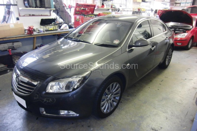 vauxhall-insignia-2008-roof-screen-001