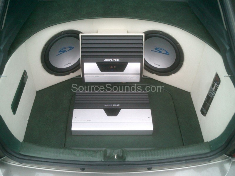 Source_Sounds_Sheffield_Car_Audio_Vauxhall_Vectra_Matt3