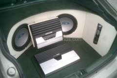 Source_Sounds_Sheffield_Car_Audio_Vauxhall_Vectra_Matt2
